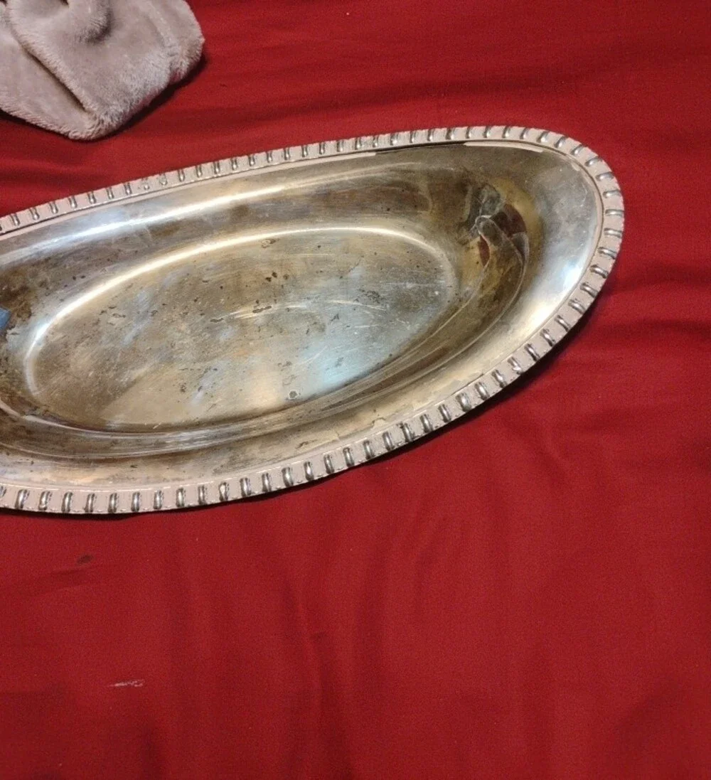 Silver plate Oval Bread Vintàge Serving Tray - Classic Home Dining